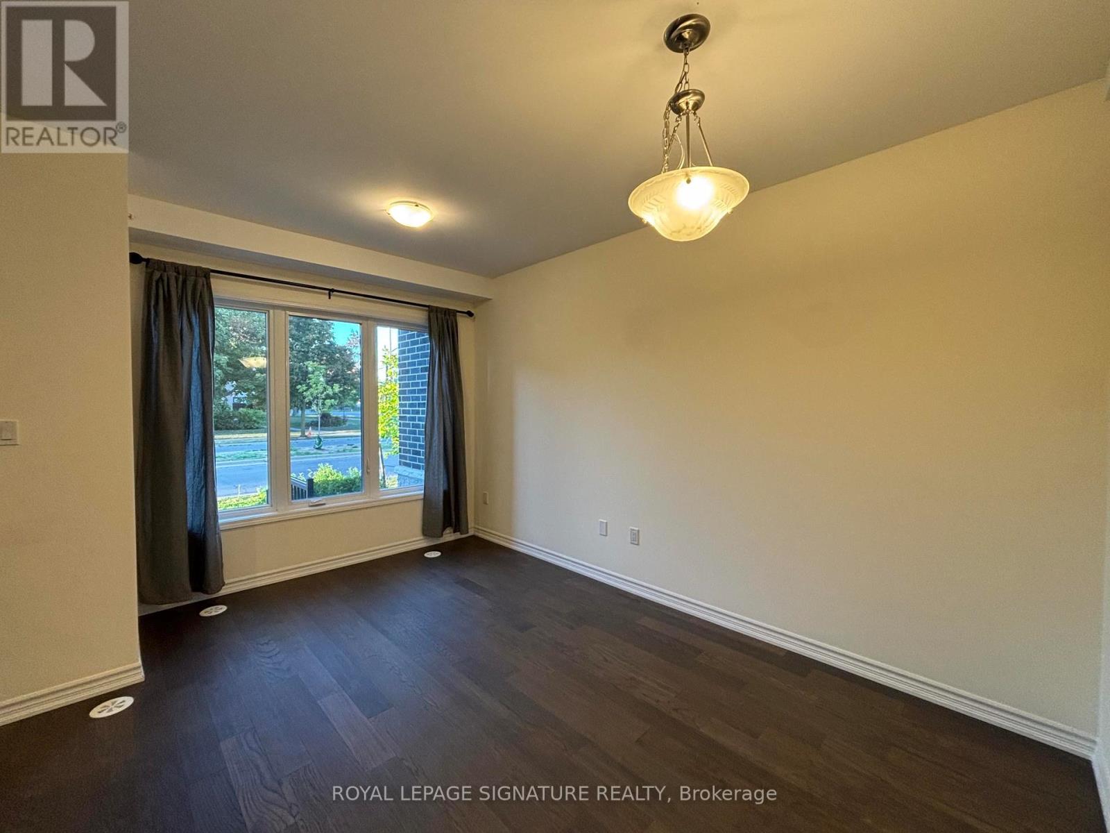 1b Clintwood Gate, Toronto, Ontario  M3A 0A8 - Photo 3 - C14102486