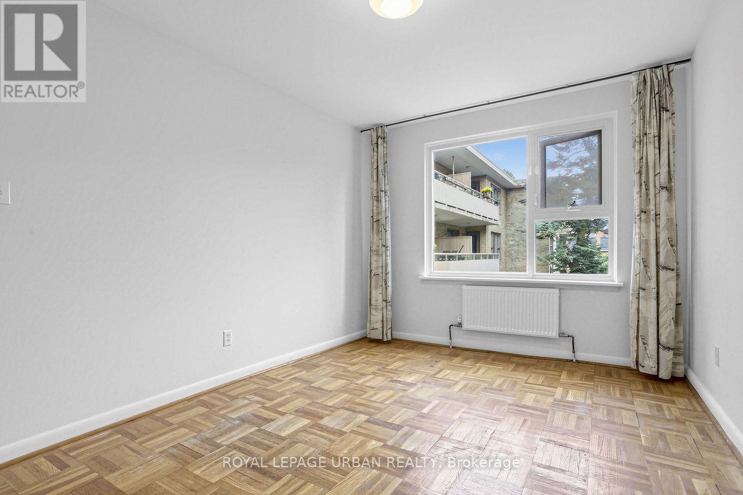 17 - 8 Corinth Gardens, Toronto, Ontario  M4P 2N5 - Photo 17 - C14102512