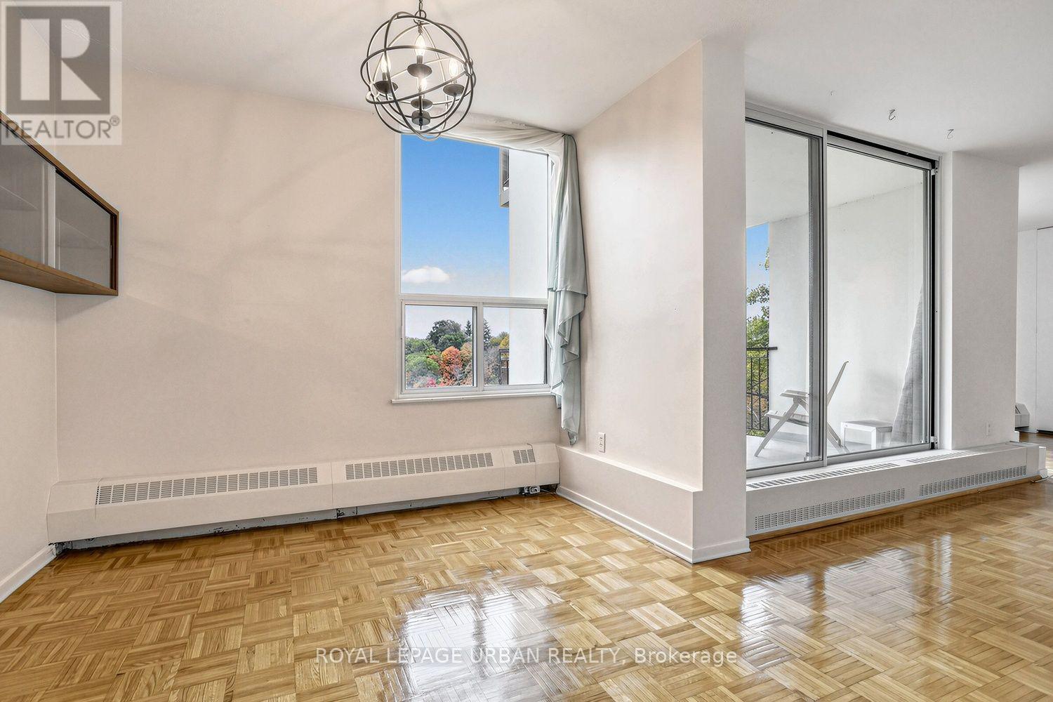 403 - 60 Pavane Linkway, Toronto, Ontario  M3C 1A1 - Photo 12 - C14102514