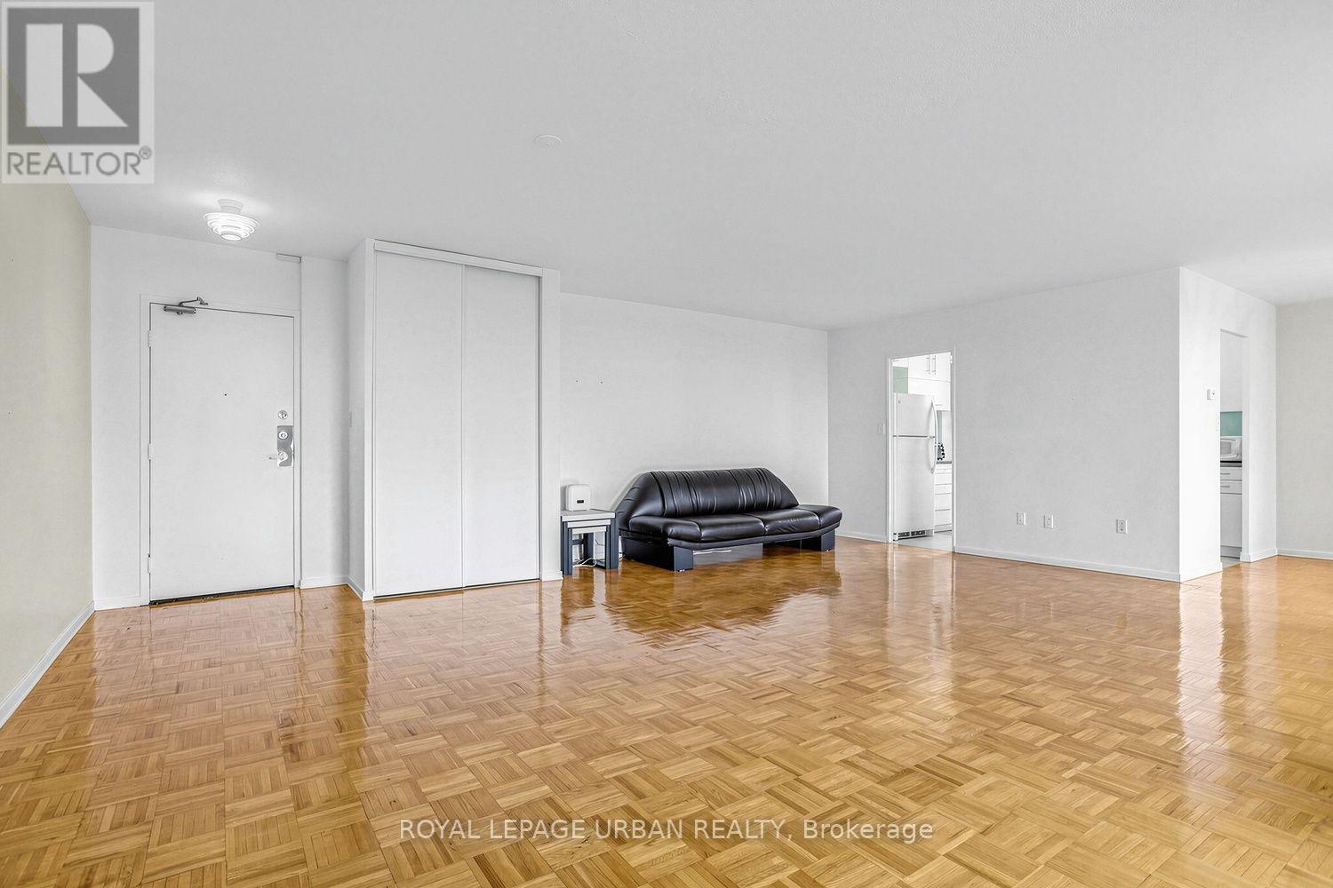 403 - 60 Pavane Linkway, Toronto, Ontario  M3C 1A1 - Photo 6 - C14102514