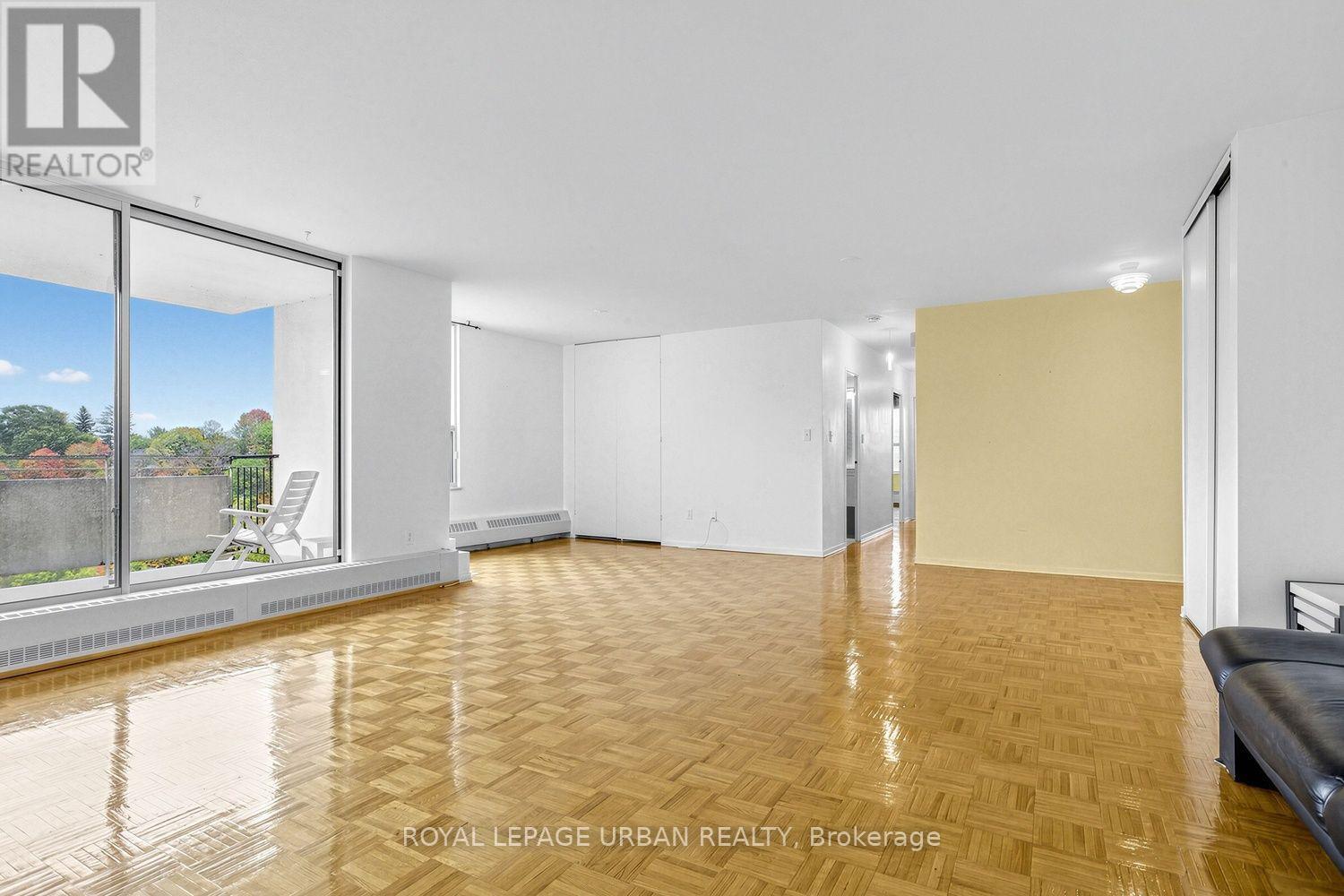 403 - 60 Pavane Linkway, Toronto, Ontario  M3C 1A1 - Photo 8 - C14102514