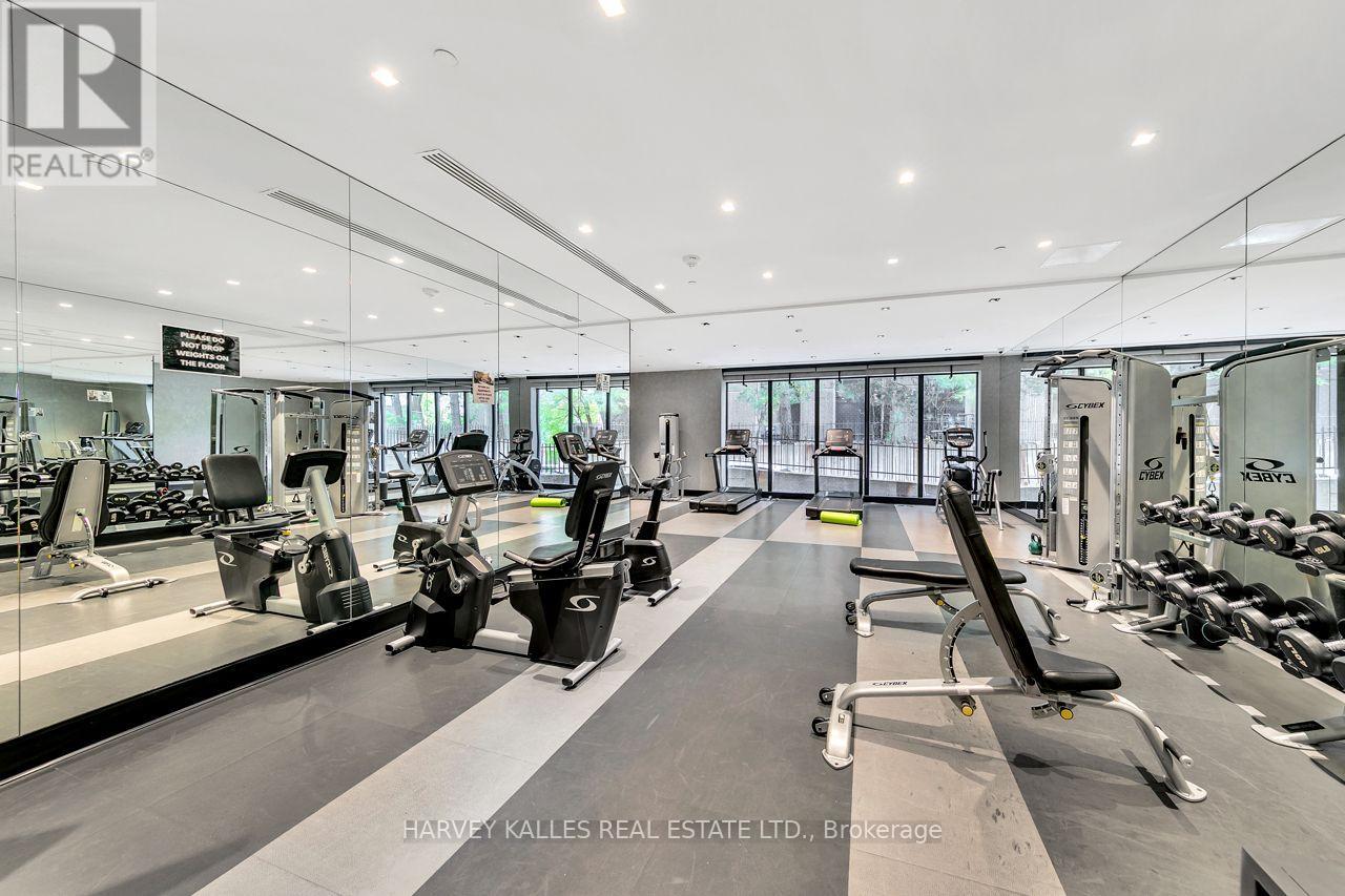 1105 - 609 Avenue Road, Toronto, Ontario  M5R 3R9 - Photo 13 - C14102588