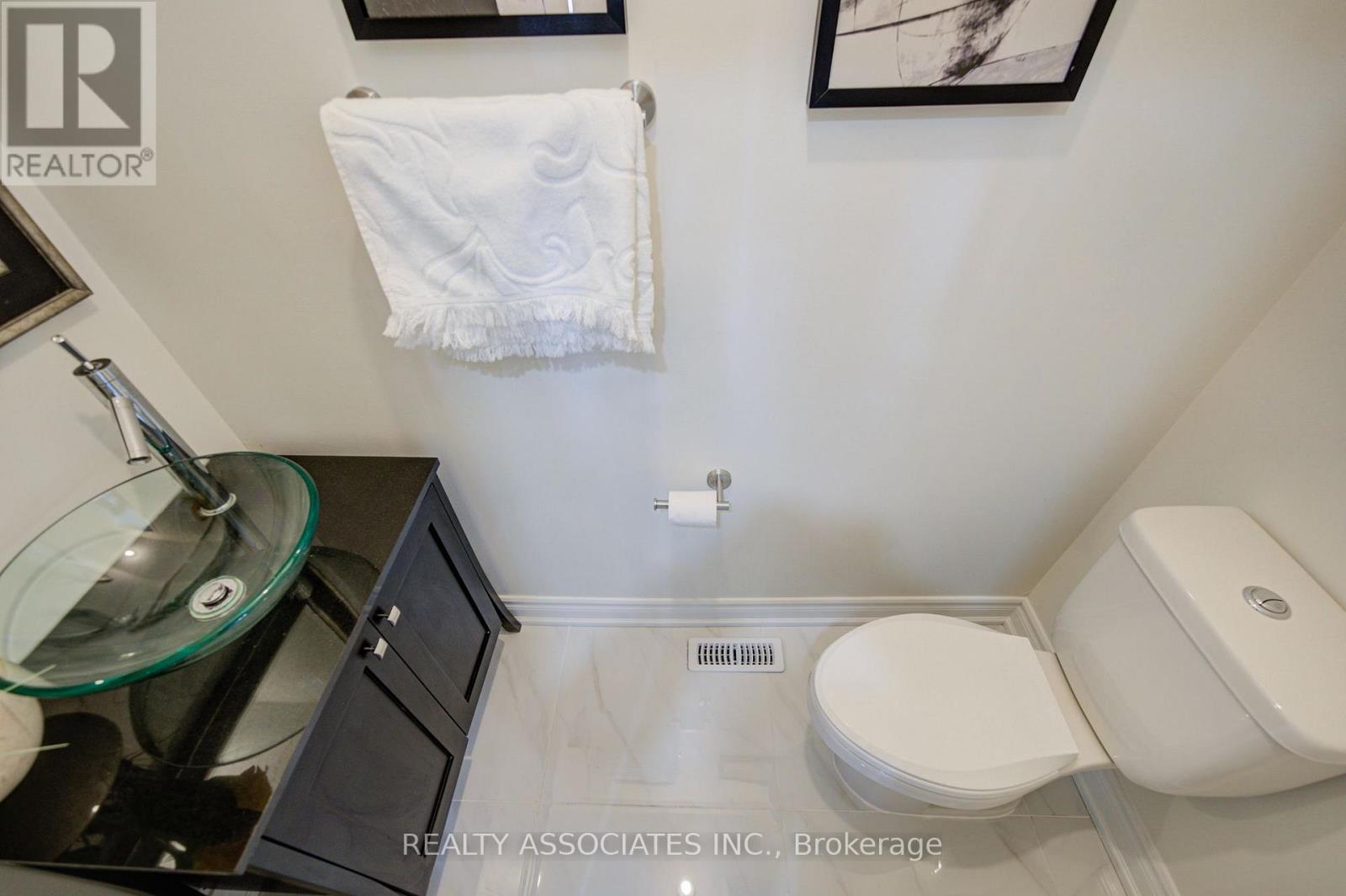 71 Highhill Drive, Toronto, Ontario  M1T 1N8 - Photo 13 - E14102476