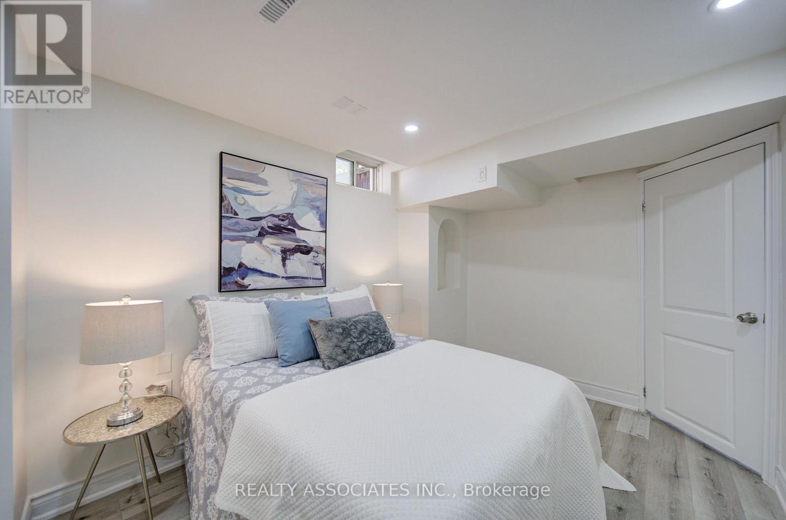 71 Highhill Drive, Toronto, Ontario  M1T 1N8 - Photo 40 - E14102476
