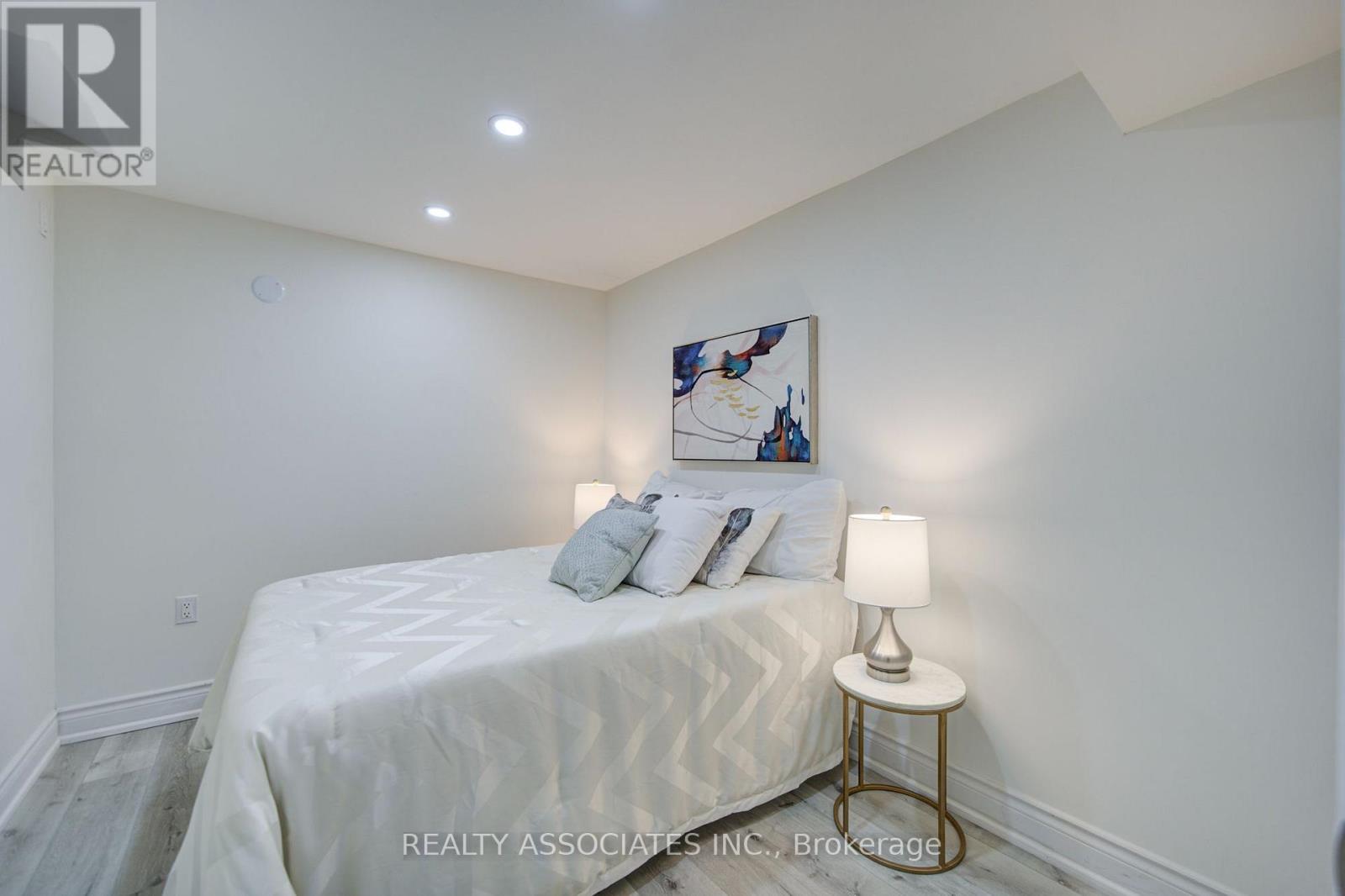 71 Highhill Drive, Toronto, Ontario  M1T 1N8 - Photo 41 - E14102476