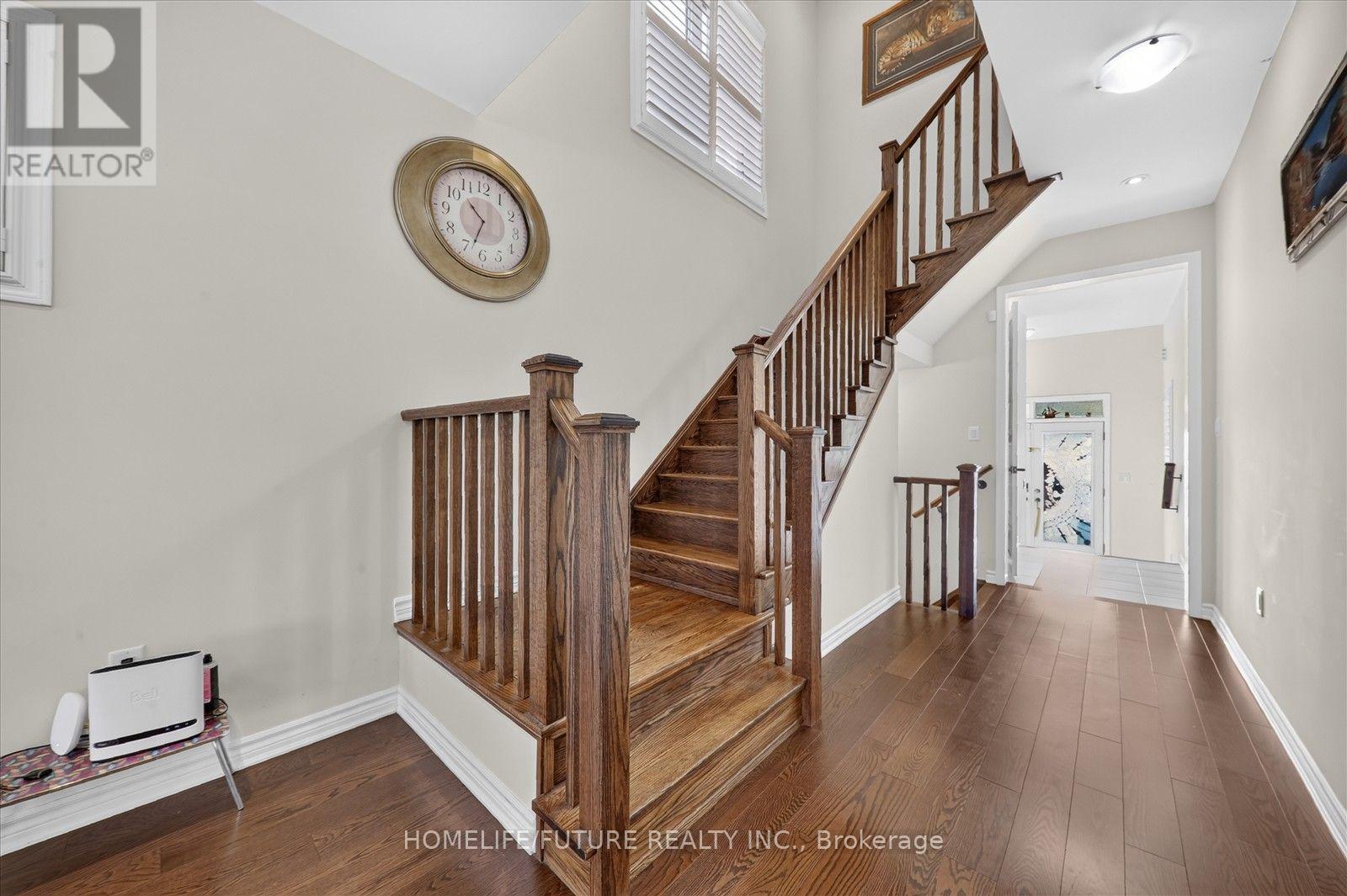 130 Westfield Drive, Whitby, Ontario  L1P 0E9 - Photo 8 - E14102522