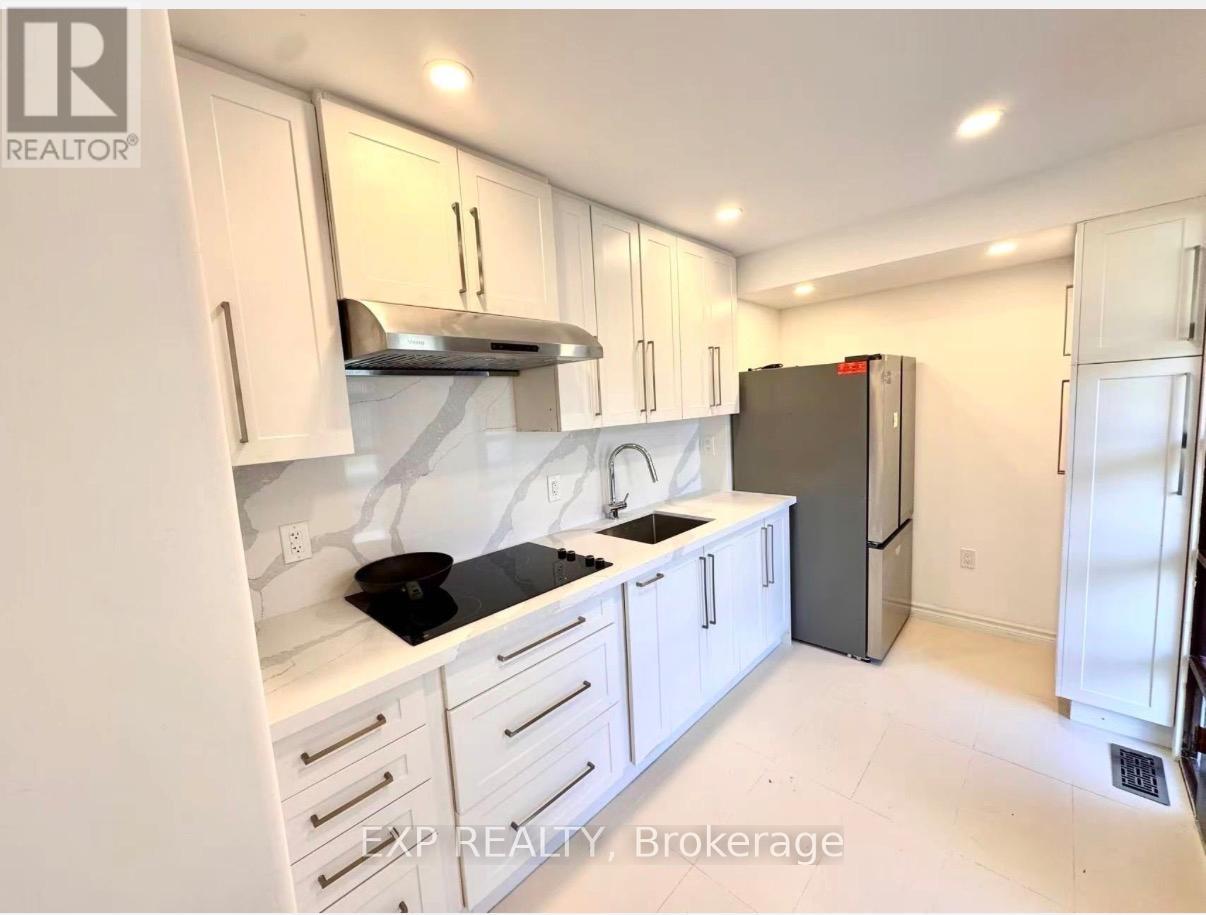Main - 15 Neddie Drive, Toronto, Ontario  M1T 2S9 - Photo 2 - E14102524