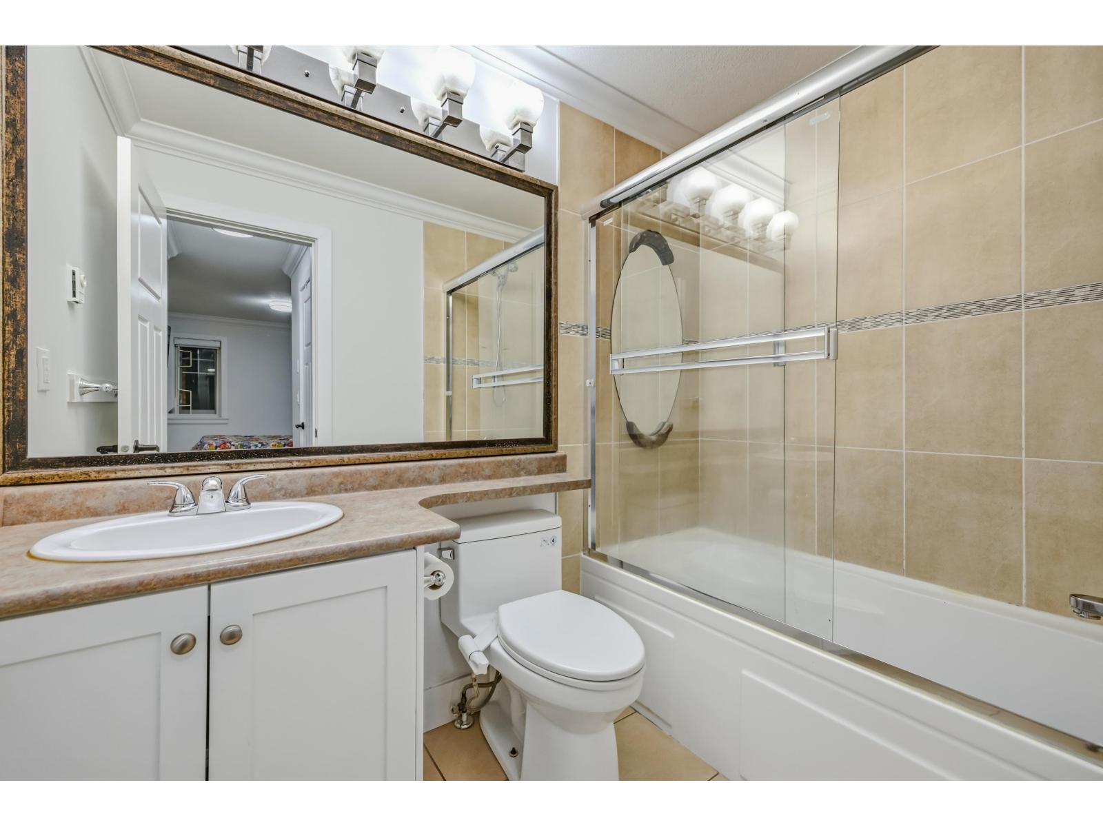 B3 19292 72a Avenue, Surrey, British Columbia  V4N 5Y3 - Photo 24 - R3176903