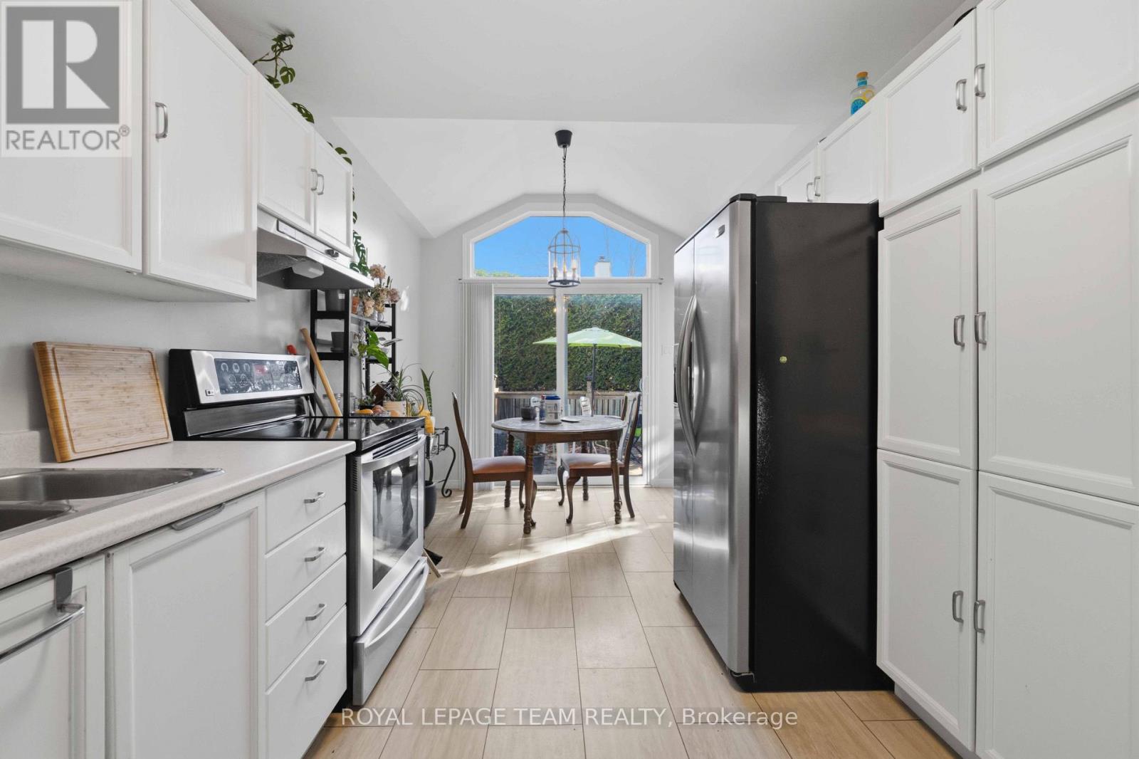 62 Springwater Drive, Ottawa, Ontario  K2M 1X6 - Photo 8 - X14102462