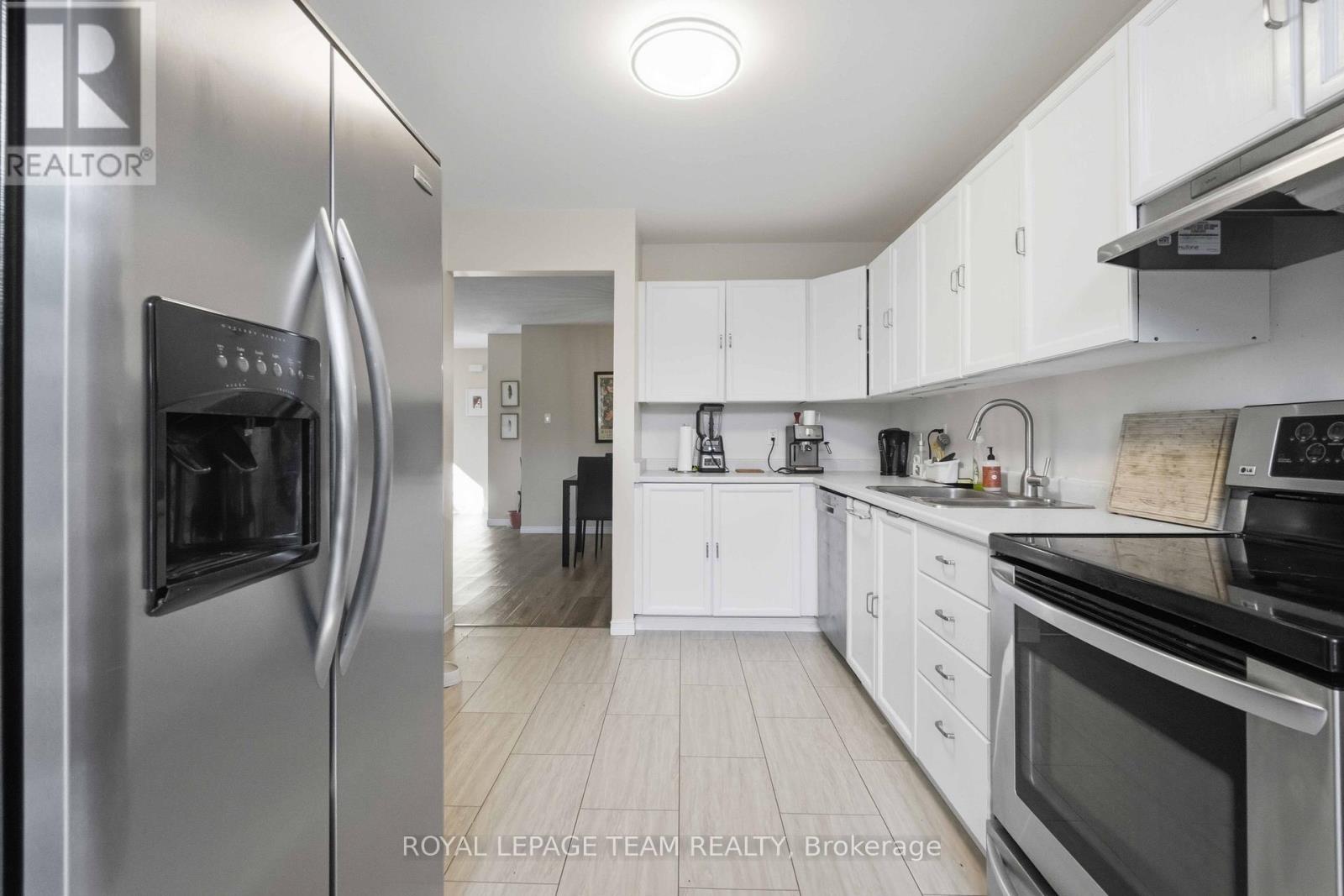 62 Springwater Drive, Ottawa, Ontario  K2M 1X6 - Photo 9 - X14102462