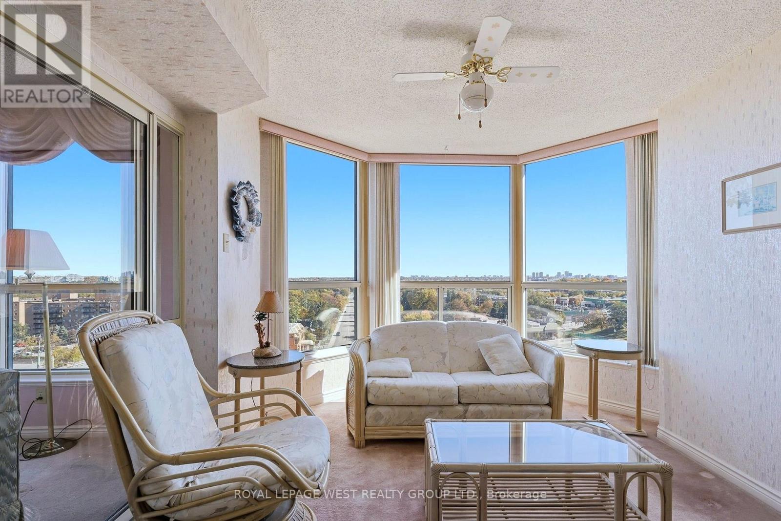 940 - 7300 Yonge Street, Vaughan (Crestwood-Springfarm-Yorkhill), Ontario  L4J 7Y5 - Photo 7 - N14102350