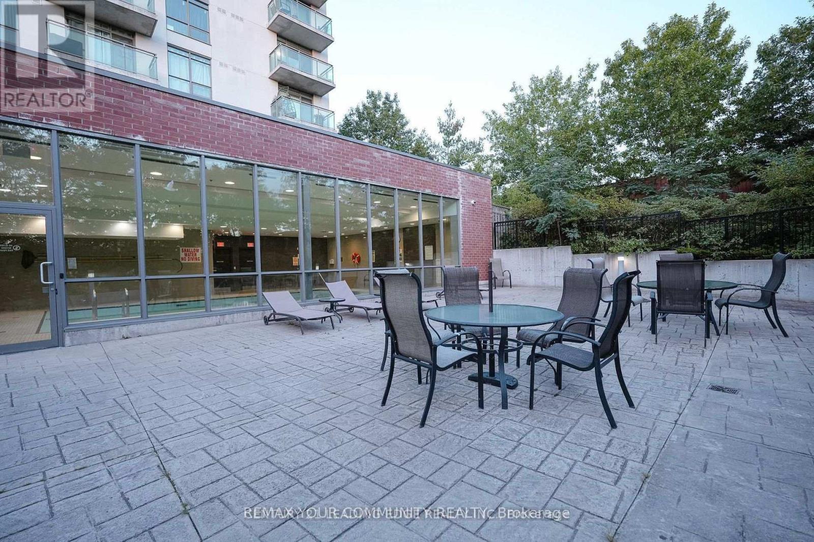 827 - 120 Dallimore Circle, Toronto, Ontario  M3C 4J1 - Photo 14 - C14096750