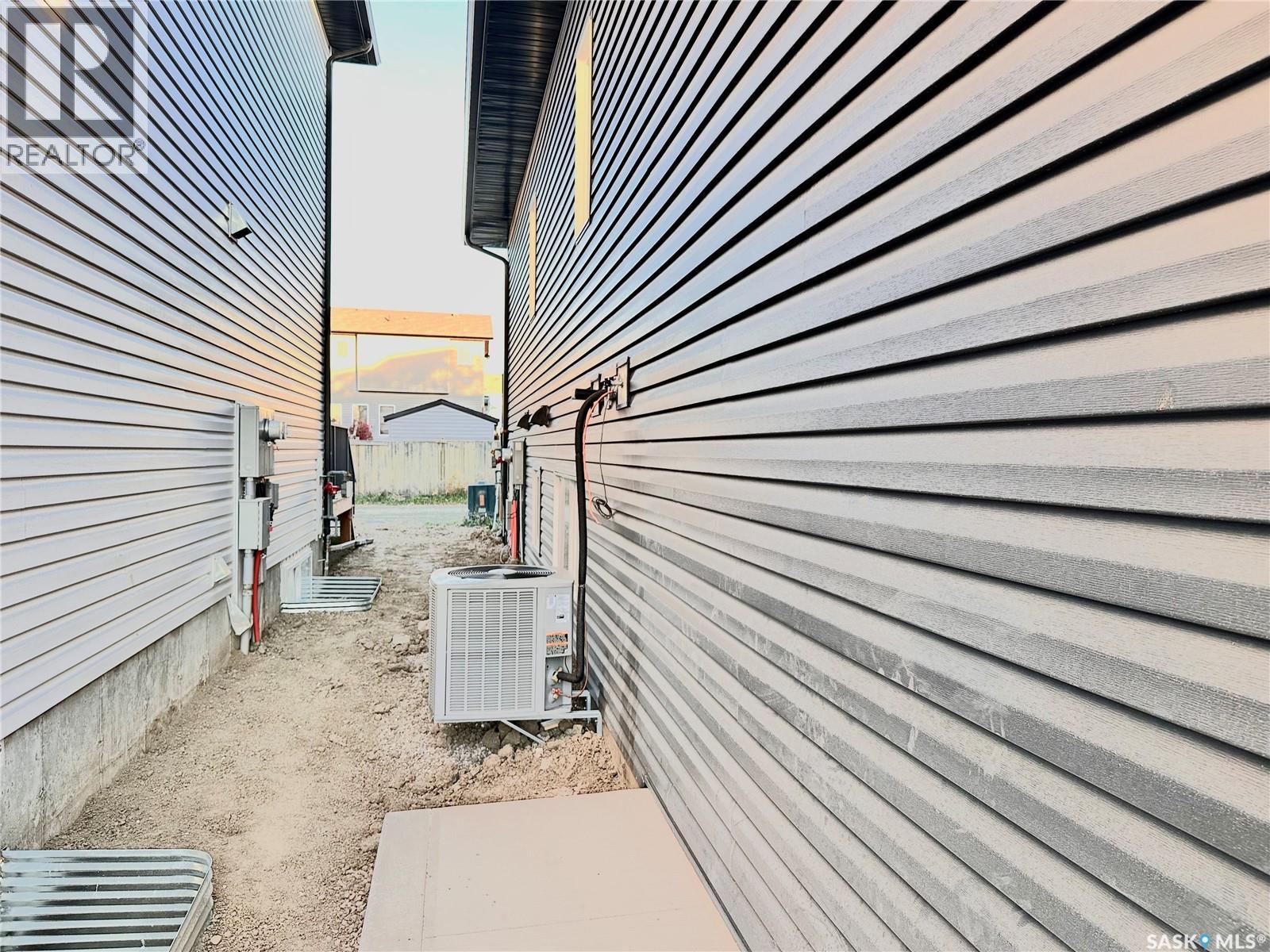 843 Nightingale Road, Saskatoon, Saskatchewan  S7L 7R4 - Photo 17 - SK051611
