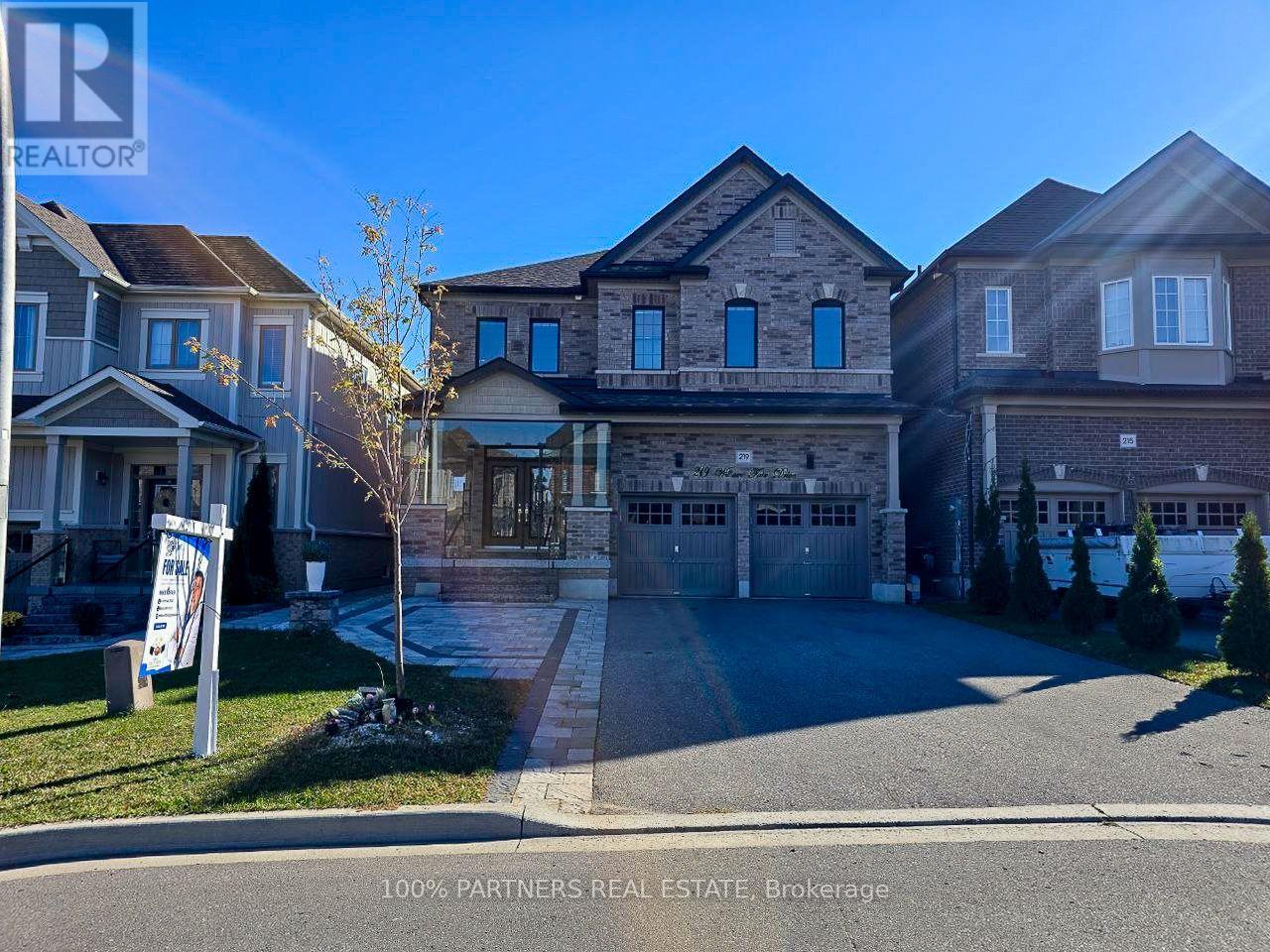 219 William Fair Drive, Clarington, Ontario  L1C 4A6 - Photo 3 - E14100598