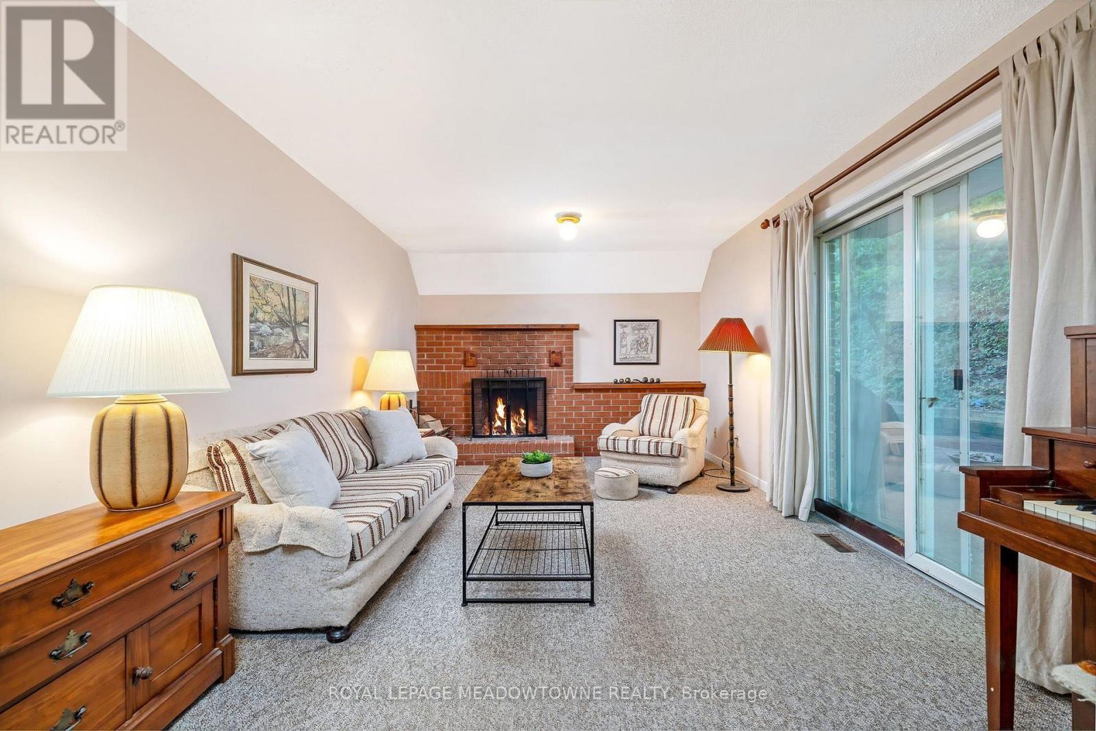 12 Mullen Place, Halton Hills, Ontario  L7G 2R9 - Photo 17 - W14102334