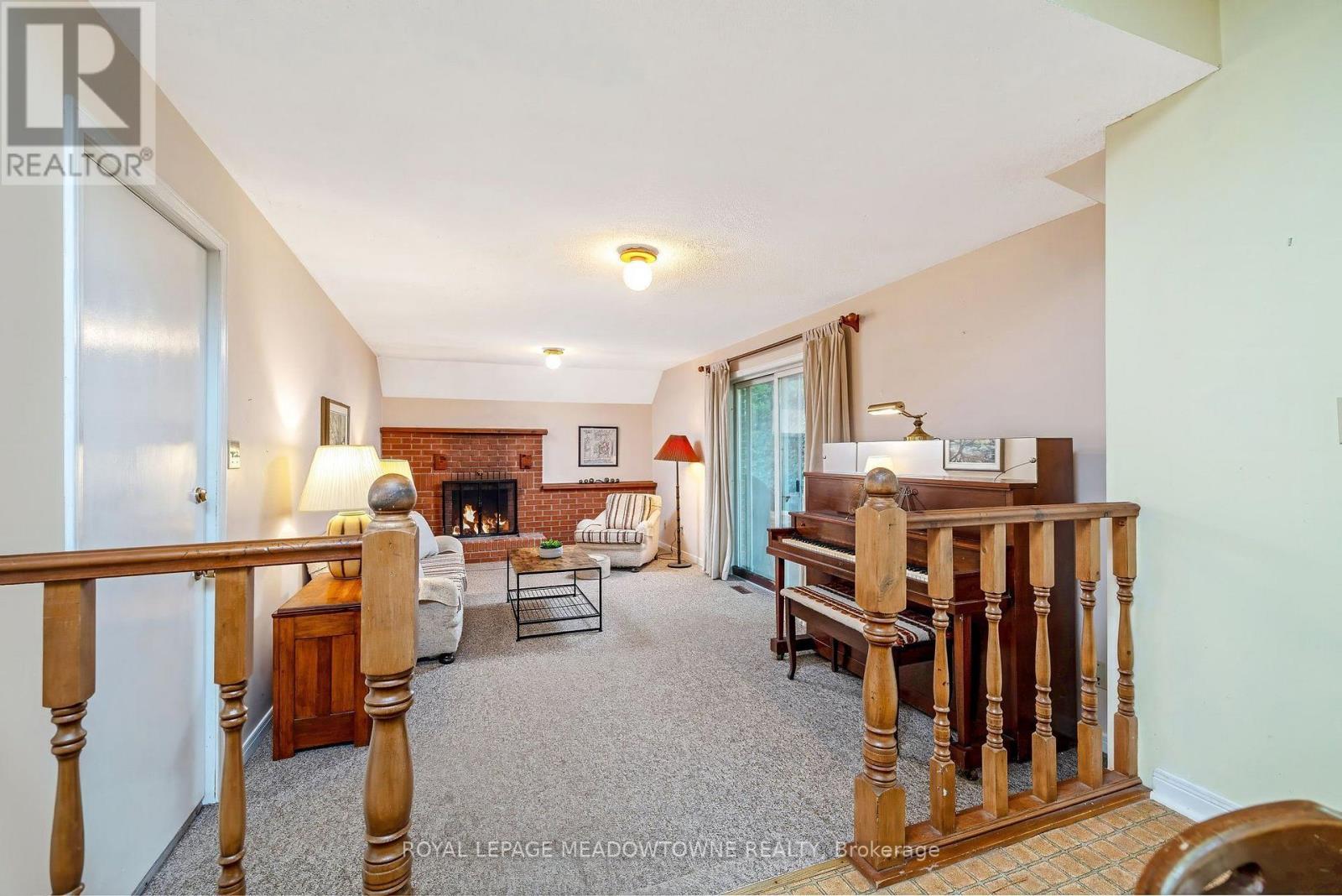 12 Mullen Place, Halton Hills, Ontario  L7G 2R9 - Photo 18 - W14102334