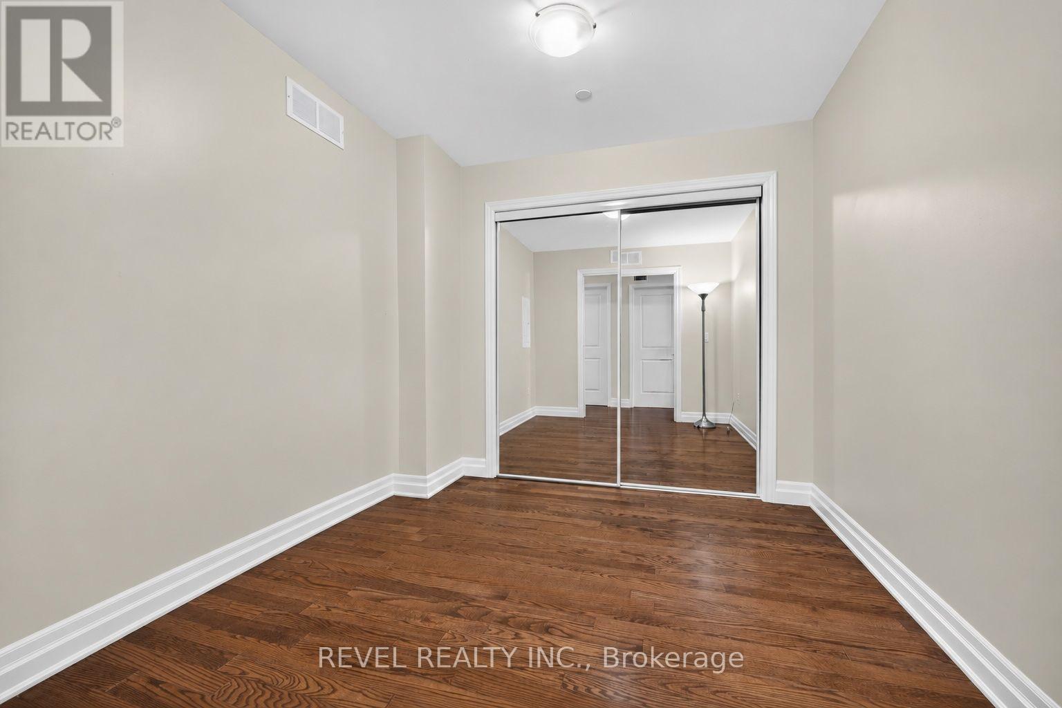 209 - 1045 Nadalin Heights, Milton, Ontario  L9T 8R5 - Photo 23 - W14102362