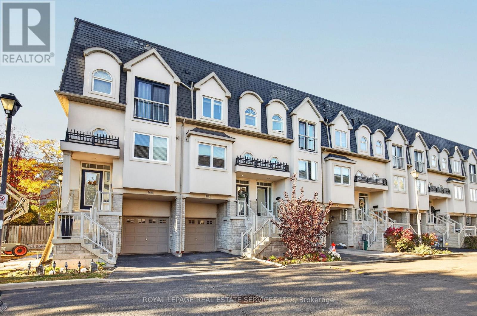 2453 SCHOLARS COMMON LANE, Burlington, Ontario