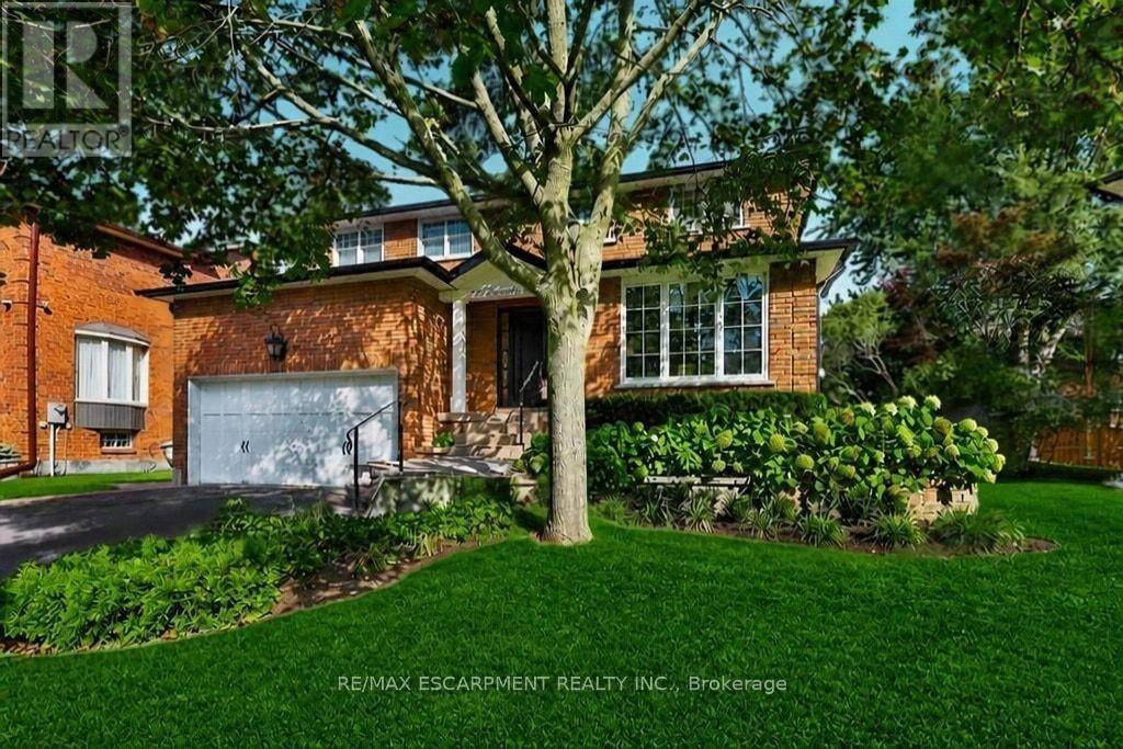 126 WANITA ROAD, Mississauga, Ontario