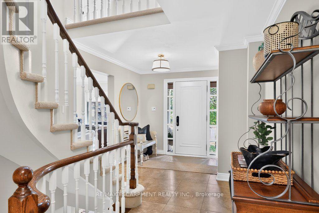 126 Wanita Road, Mississauga, Ontario  L5G 1B8 - Photo 8 - W14102478