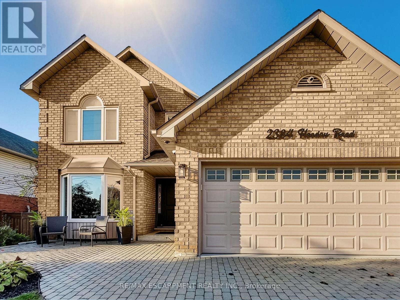 2384 Headon Road, Burlington, Ontario  L7M 3Y4 - Photo 4 - W14102498