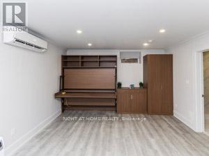 181 Lakeshore Road E, Mississauga, Ontario  L5G 1G2 - Photo 33 - W14102504
