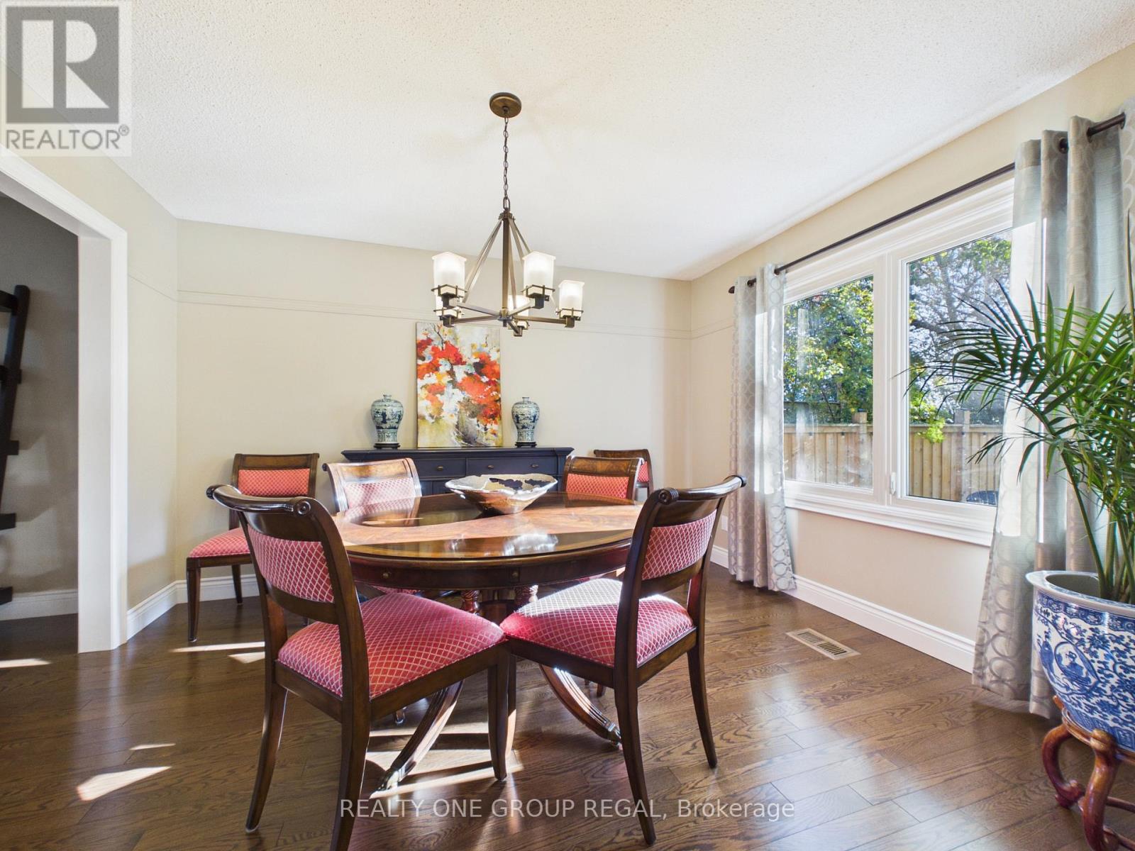 50 Nipissing Crescent, Brampton, Ontario  L6S 5A3 - Photo 9 - W14102628