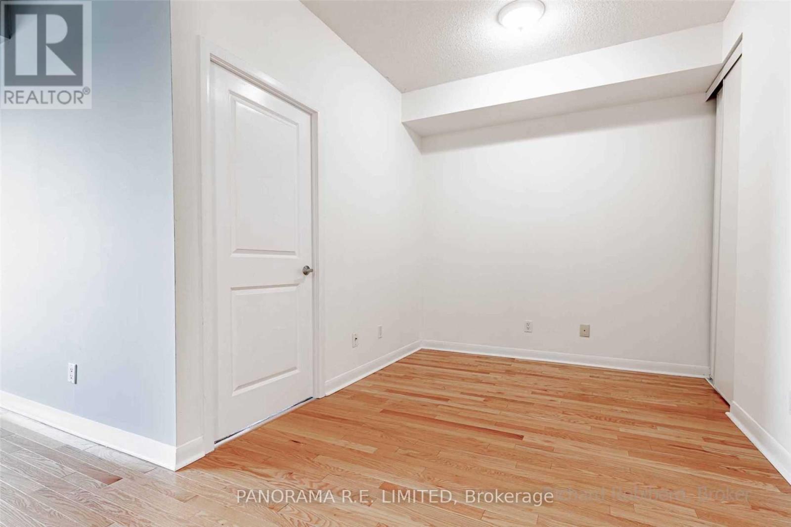 209 - 235 Sherway Gardens Road, Toronto (Islington-City Centre West), Ontario  M9C 0A2 - Photo 9 - W14102640