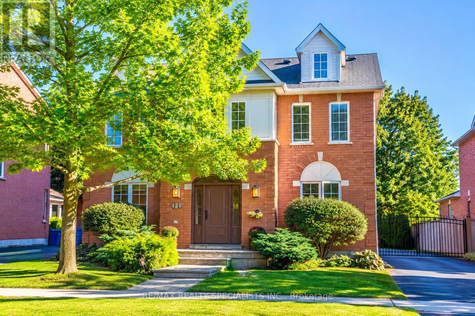 126 WESTCHESTER ROAD, Oakville, Ontario