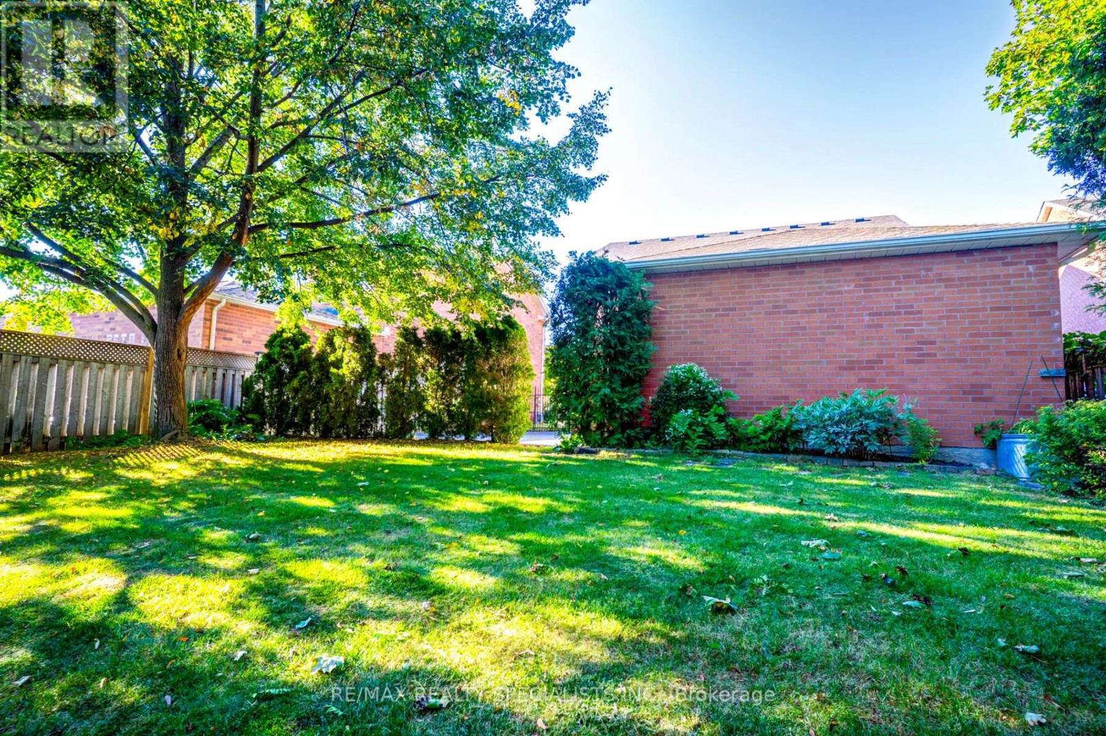 126 Westchester Road, Oakville, Ontario  L6H 6H9 - Photo 36 - W13829672