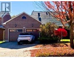 271 JOHN BOWSER CRESCENT, Newmarket, Ontario
