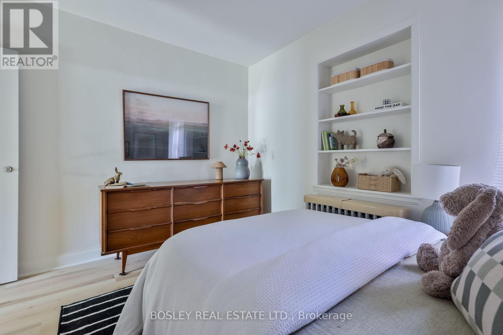 16 Delroy Drive, Toronto, Ontario  M8Y 1M7 - Photo 25 - W14095052