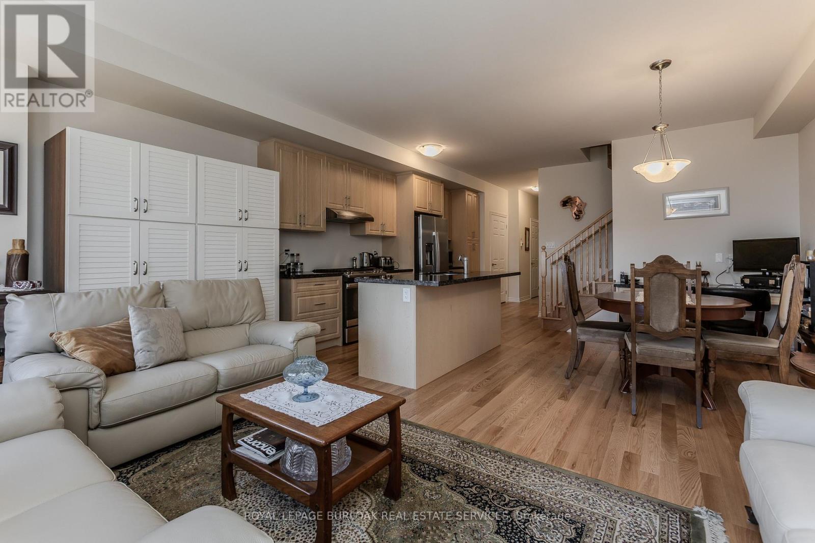 1402 Almonte Drive, Burlington, Ontario  L7P 0V8 - Photo 11 - W14096072