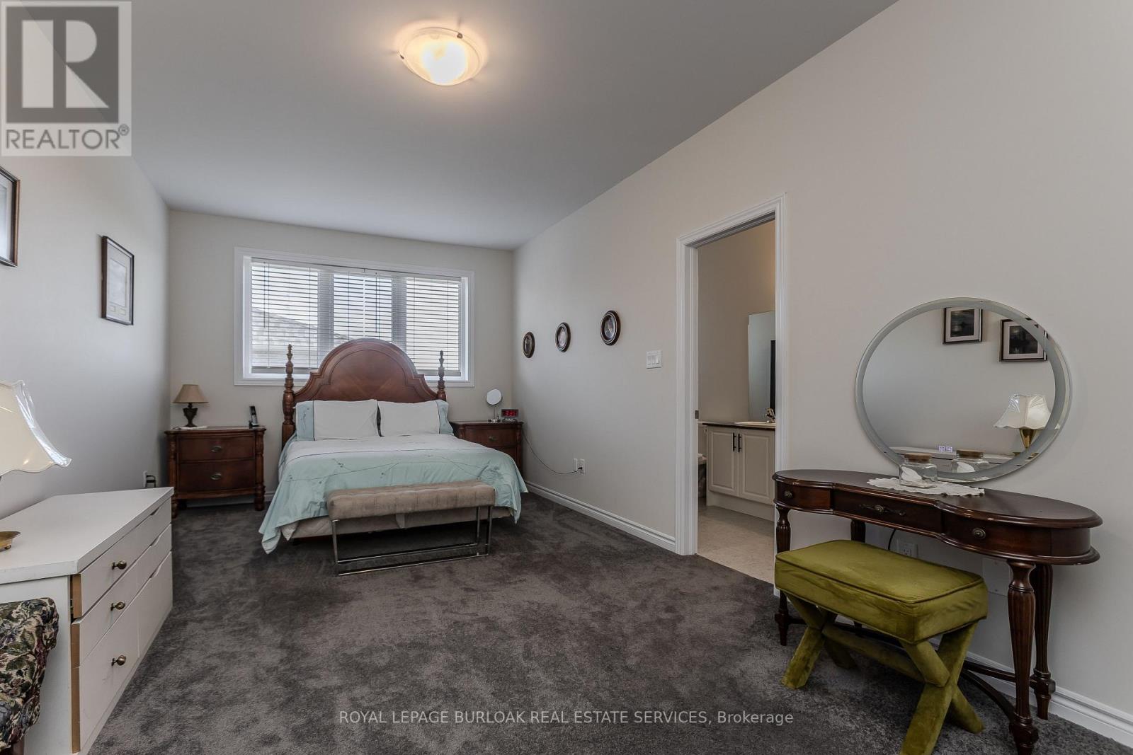 1402 Almonte Drive, Burlington, Ontario  L7P 0V8 - Photo 14 - W14096072