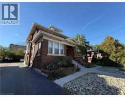 826 MAIN Street E, Hamilton, Ontario