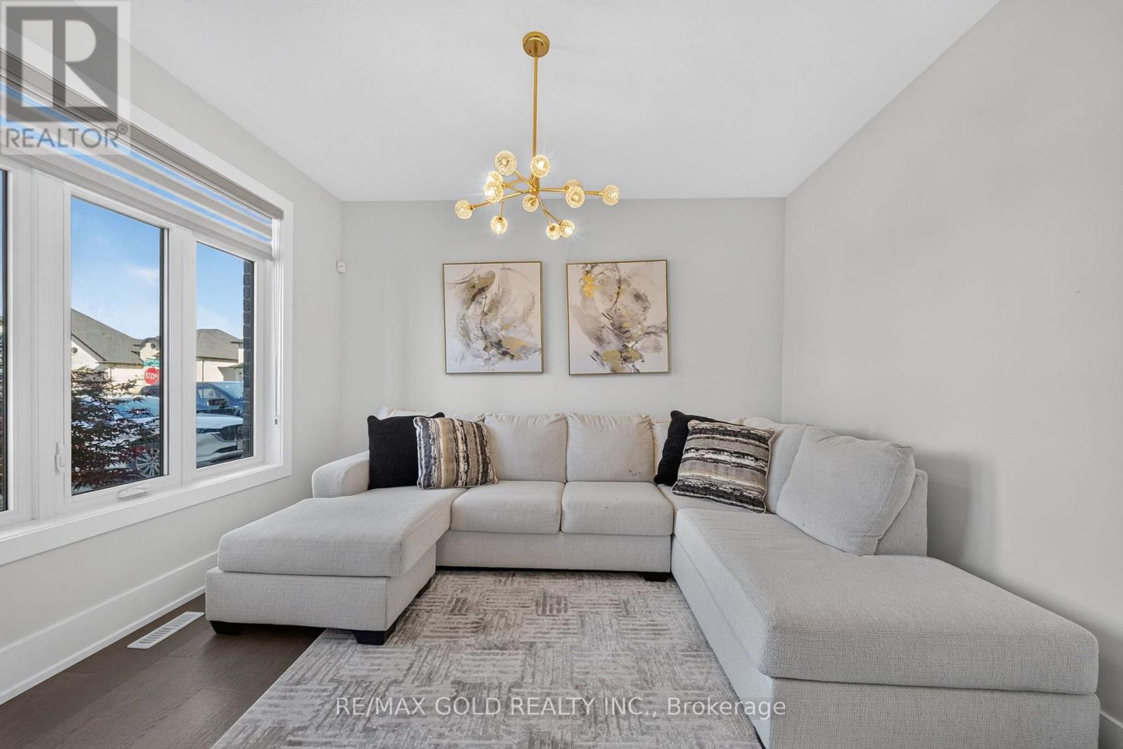 1867 Fountain Grass Drive, London South, Ontario  N6K 0K6 - Photo 7 - X14100190
