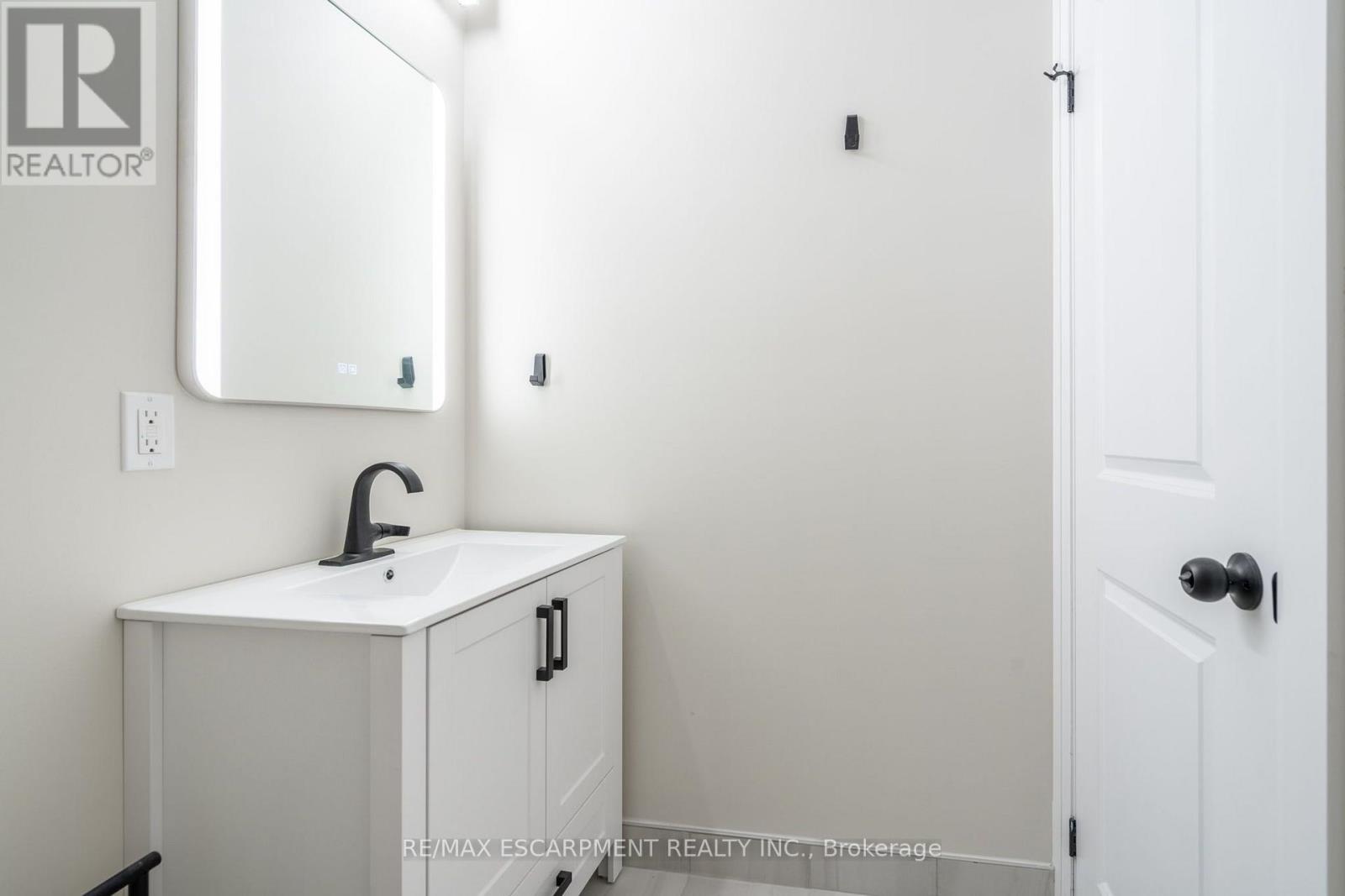 A - 9 Munn Street, Hamilton, Ontario  L8V 1J8 - Photo 32 - X14102356