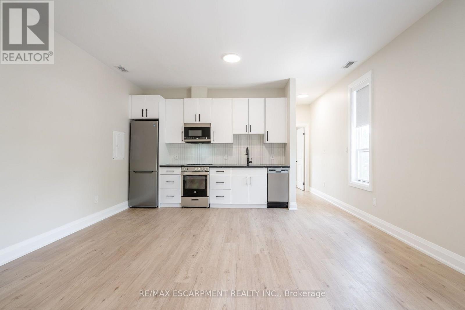 A - 9 Munn Street, Hamilton, Ontario  L8V 1J8 - Photo 5 - X14102356