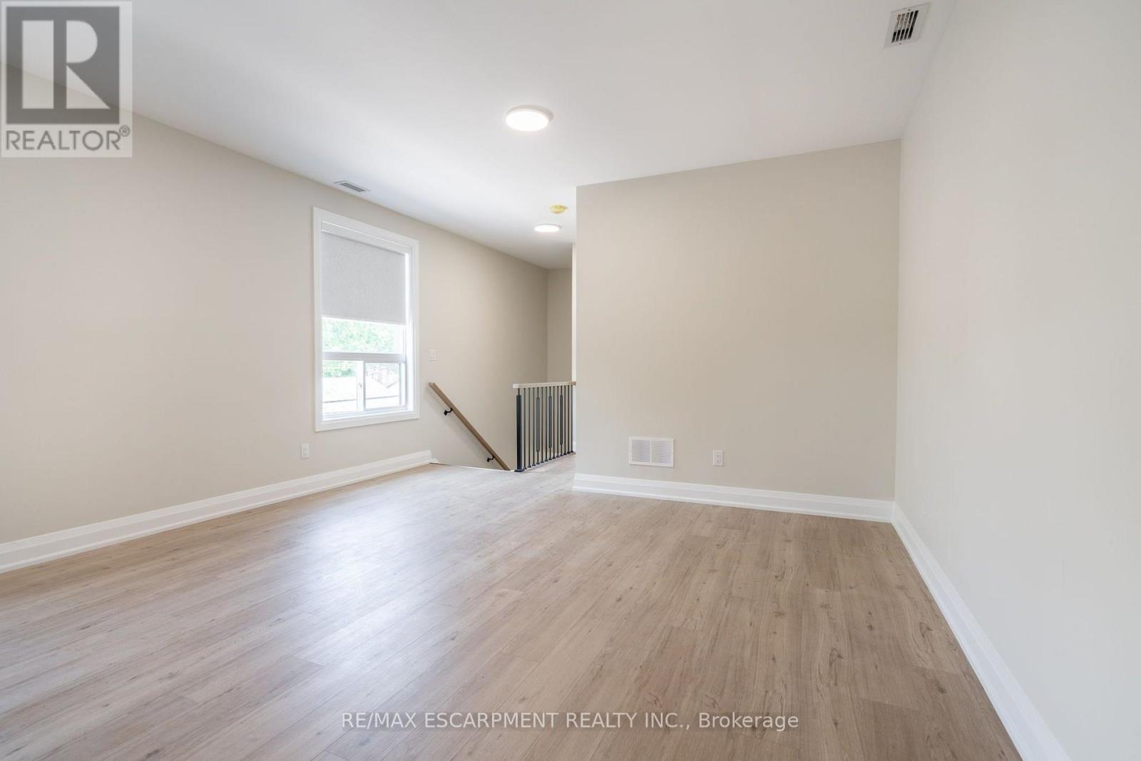 A - 9 Munn Street, Hamilton, Ontario  L8V 1J8 - Photo 7 - X14102356