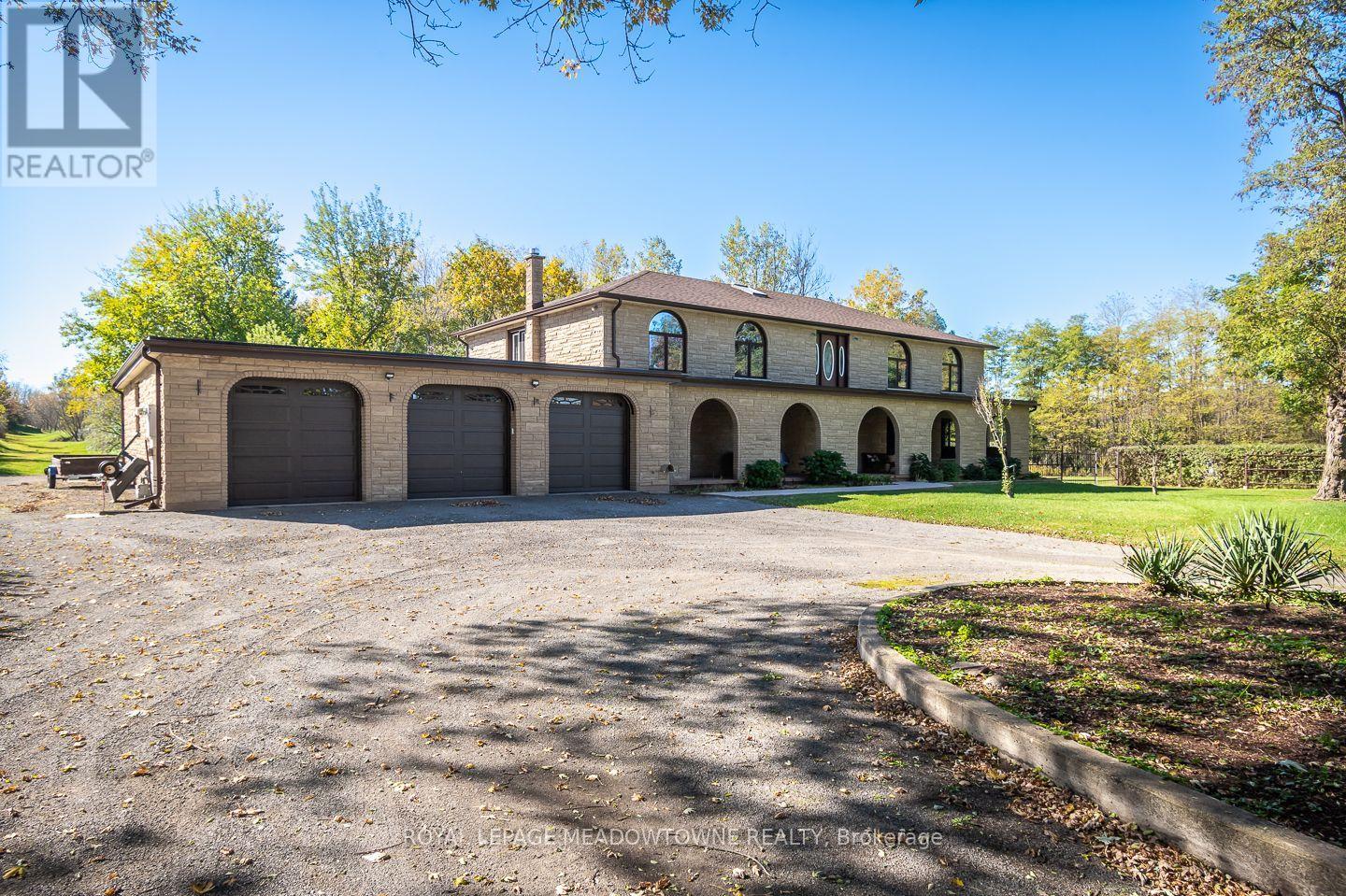 805 Centre Road, Hamilton, Ontario  L8N 2Z7 - Photo 3 - X14102572
