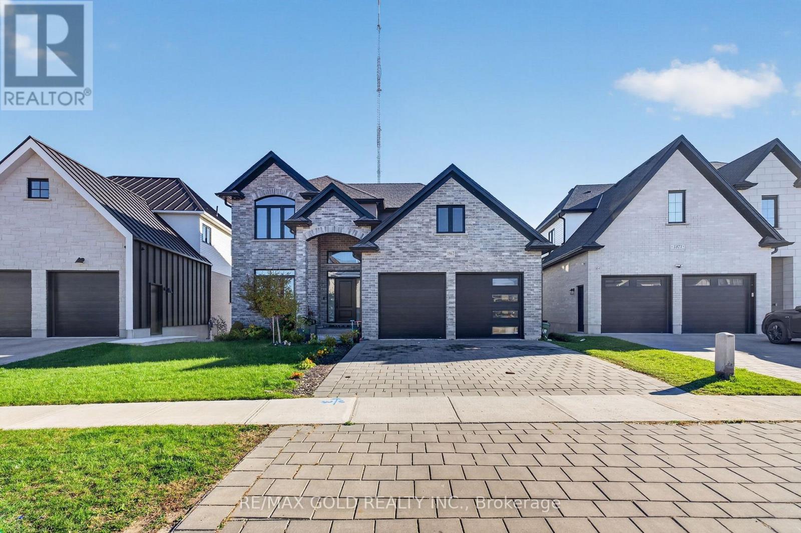 1867 Fountain Grass Drive, London South, Ontario  N6K 0K6 - Photo 2 - X14100190