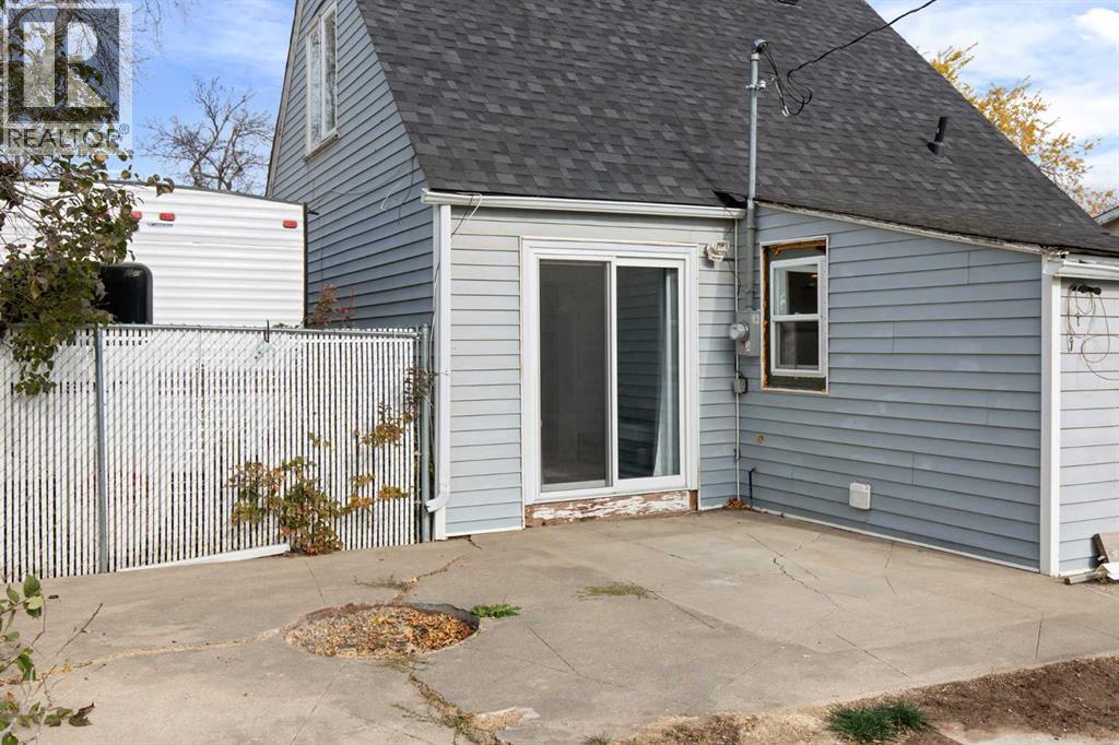 620 Broadway Avenue E, Redcliff, Alberta  T0J 2P0 - Photo 36 - A2353184