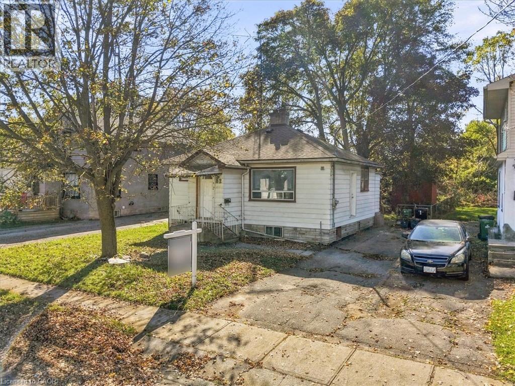 82 Norfolk Avenue, Cambridge, Ontario  N1R 3T9 - Photo 2 - 40866108