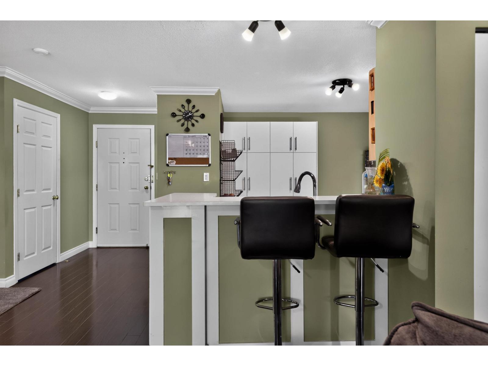 202 10130 139 Street, Surrey, British Columbia  V3T 4L4 - Photo 15 - R3176864