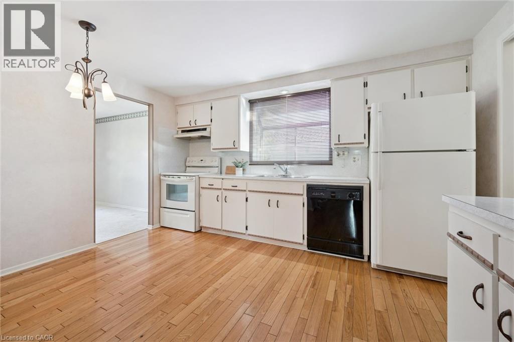 43 Lewis Crescent, Kitchener, Ontario  N2A 2T7 - Photo 7 - 40872155