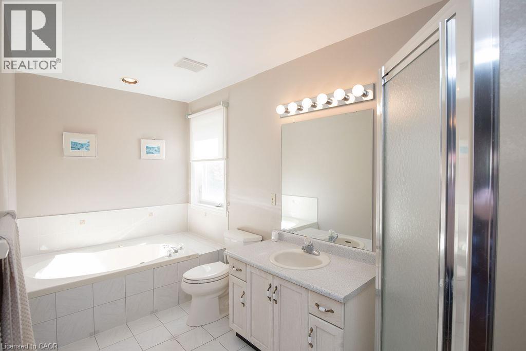7 Falconridge Drive, Hamilton, Ontario  L9B 2P2 - Photo 22 - 40872929