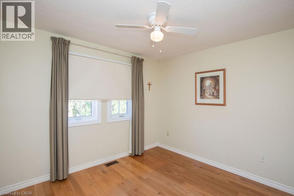 7 Falconridge Drive, Hamilton, Ontario  L9B 2P2 - Photo 24 - 40872929