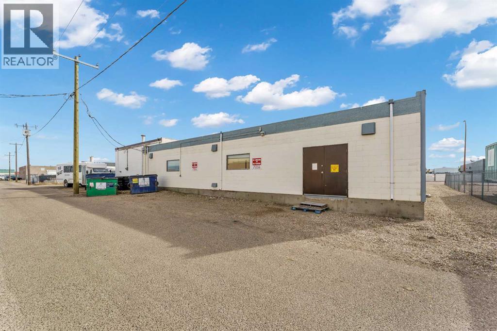 850 17 Street Sw, Medicine Hat, Alberta  T1A 4X8 - Photo 27 - A2352878