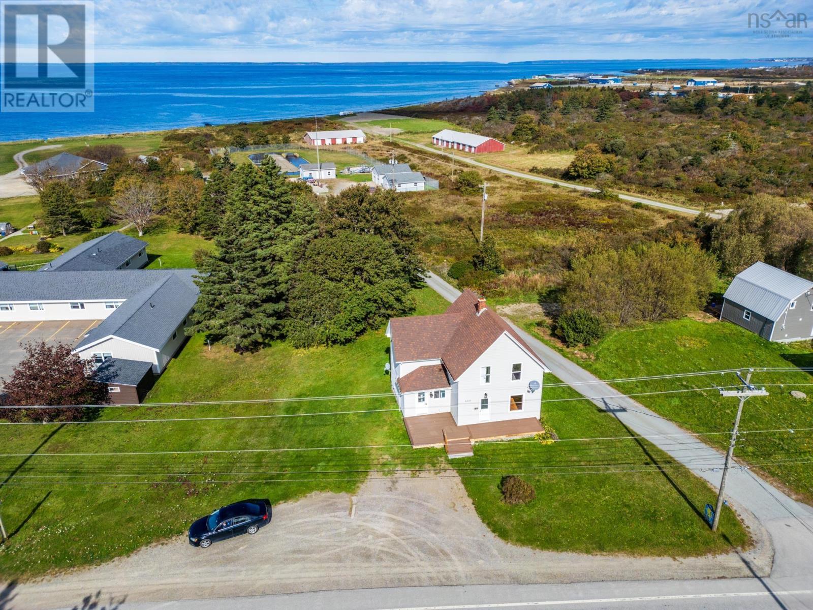 8419 Highway 1, Meteghan Centre, Nova Scotia  B0W 2K0 - Photo 3 - 202626334