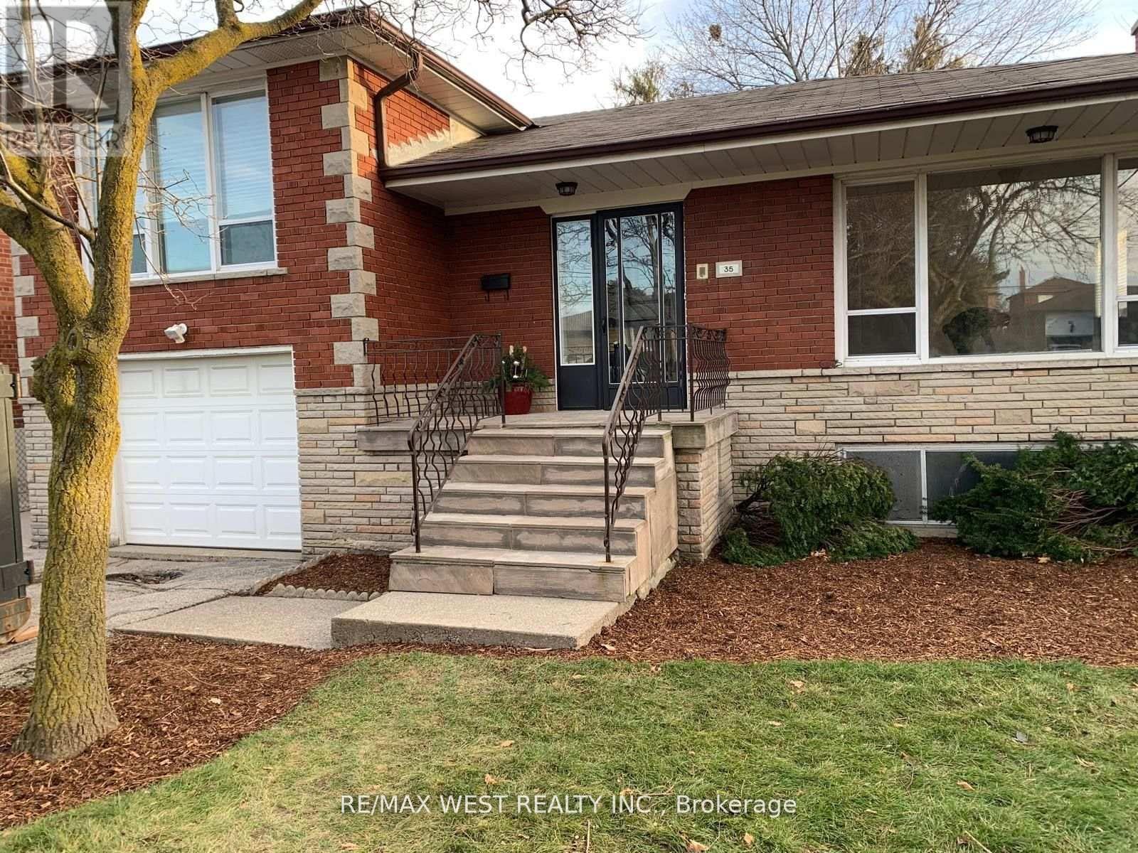 B1 - 35 LILYWOOD ROAD, Toronto, Ontario
